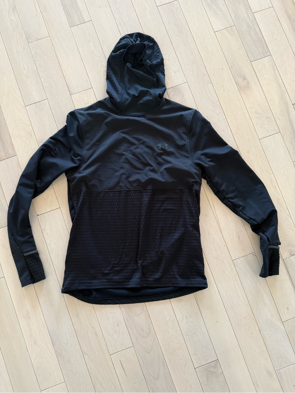 Under Armour Men’s Black Running Hoodie